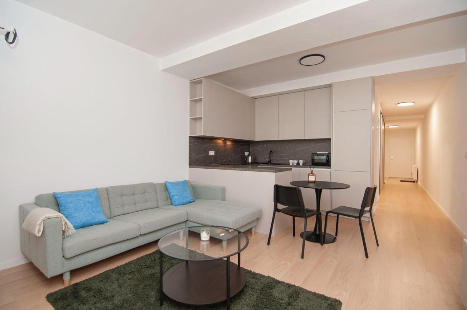 Beautiful Apartment In The City Center Bratislava Exterior photo